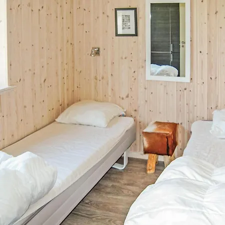 Semesterbostad Amazing Home In Tranekaer With Sauna *